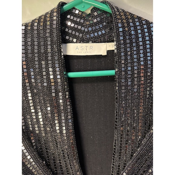 ASTR The Label With A Twist Bodysuit in Mirror Sequin Deep V-Neck Bodysuit Small - Picture 3 of 7